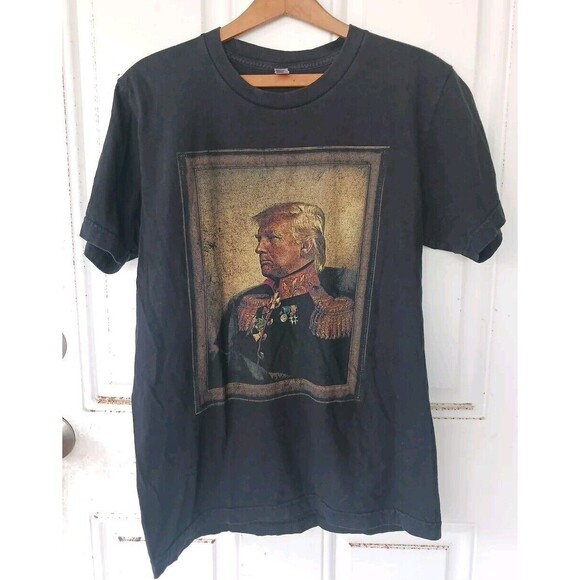 Trump Donald Emperor Royal No King Funny Joke USA MAGA President Shirt Medium - Picture 1 of 5